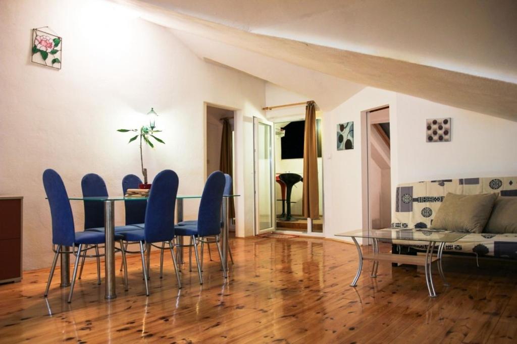 Apartments By The Sea Makarska - 15200 Buitenkant foto